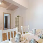 Bed and Breakfast Deidda - Ts 4*